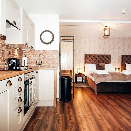 Ricky Road Guest House - Premium Watford  Exterior foto